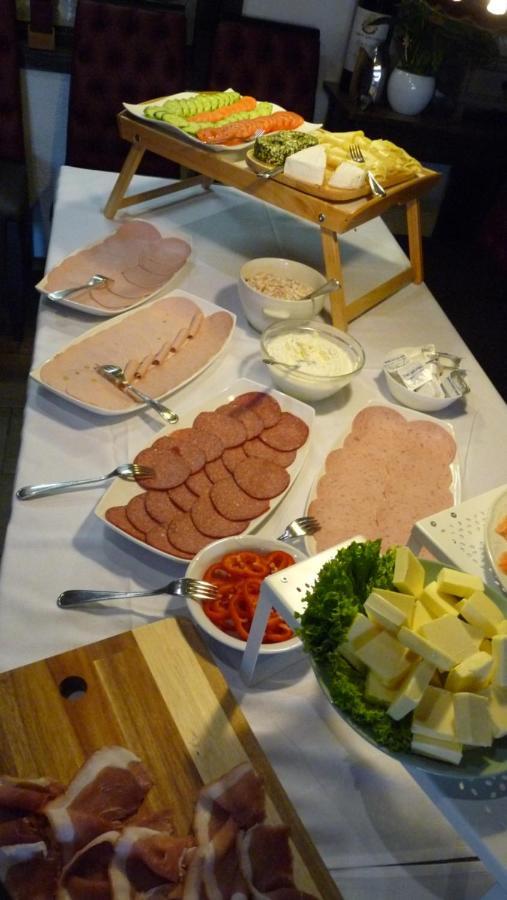 Hotel Rodizio Ug ウォルフスブルク エクステリア 写真