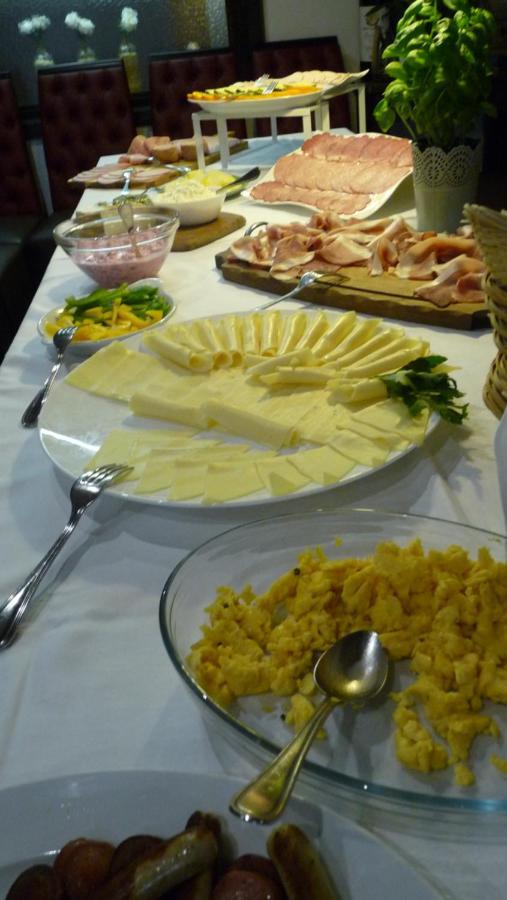 Hotel Rodizio Ug ウォルフスブルク エクステリア 写真